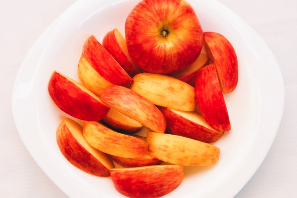 Chopped Chinese ‘Ping An Guo’ (Peace Apples) served as a festive offering during Christmas celebrations.