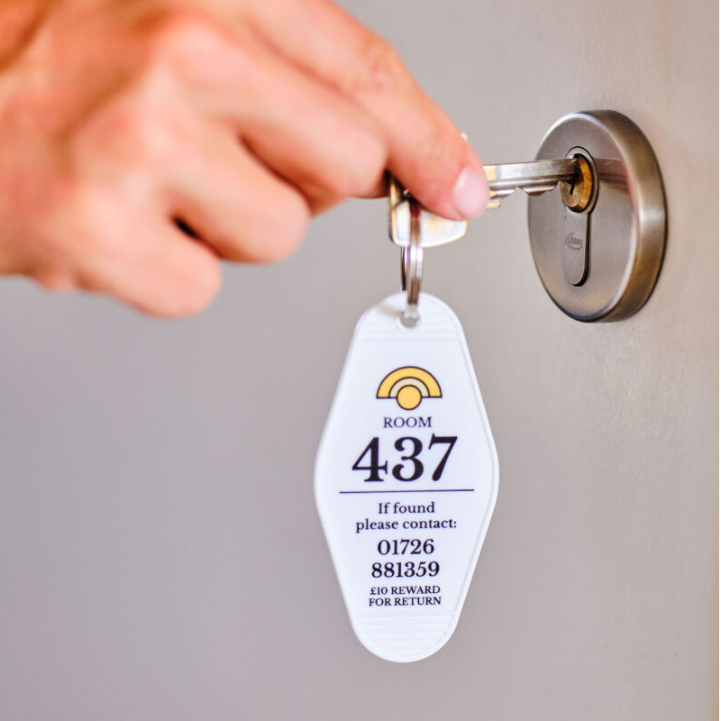 Retro Hotel Keyring