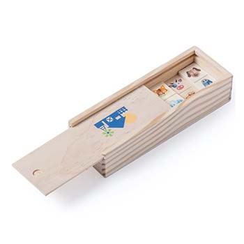 Kelpet Dominoes in Wooden Box
